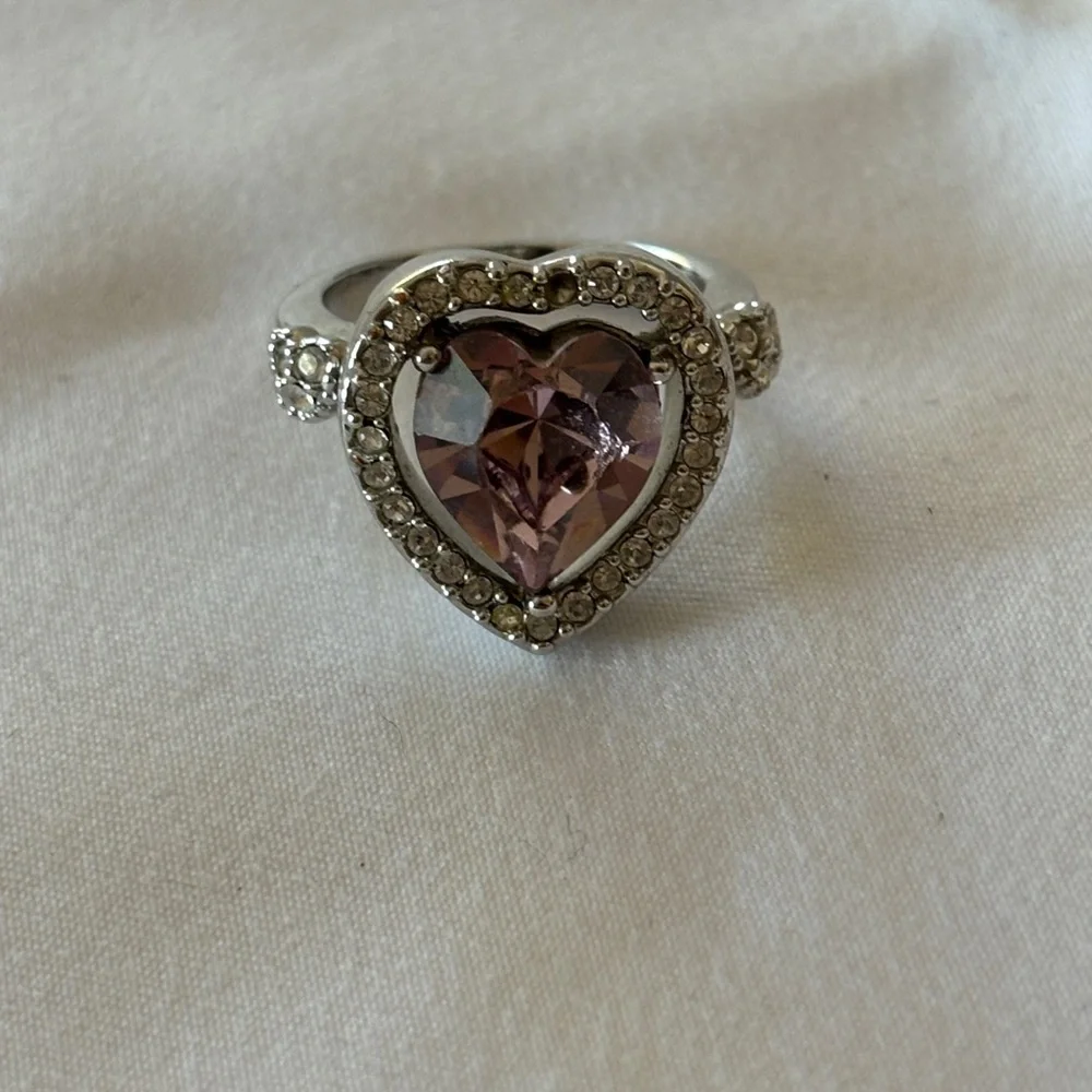 Purple Heart Rhinestone Ring Missing One Small Rhinestone - Picture 2 of 6